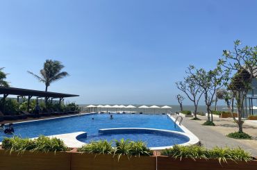 Hồ bơi